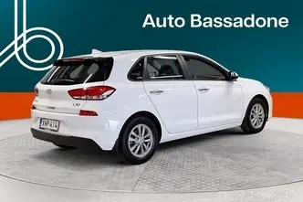 Hyundai i30, 1.4, 103 kW, бензин, автомат, передний привод