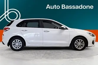 Hyundai i30, 1.4, 103 kW, бензин, автомат, передний привод