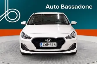 Hyundai i30, 1.4, 103 kW, бензин, автомат, передний привод