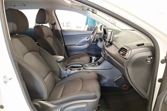 Hyundai i30, 1.4, 103 kW, бензин, автомат, передний привод