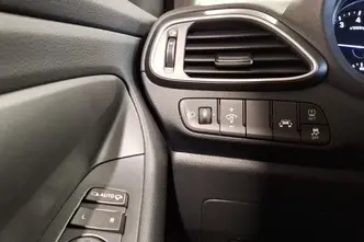 Hyundai i30, 1.4, 103 kW, бензин, автомат, передний привод