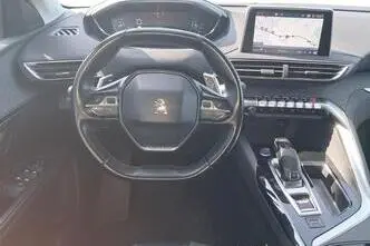 Peugeot 5008, 1.5, 96 kW, дизель, автомат, передний привод