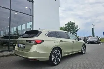 Škoda Superb, 1.5, 110 kW, гибрид, автомат, передний привод