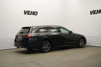 Mercedes-Benz E 300, 2.0, 143 kW, plug-in hybrid, automatic, four-wheel drive