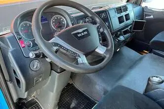 MAN TGM 15.290 4x2, 213 kW, diesel, automatic