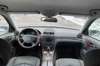 Mercedes-Benz E 200, 1.8, 120 kW, bensiin, automaat, tagavedu