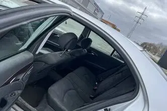 Mercedes-Benz E 200, 1.8, 120 kW, bensiin, automaat, tagavedu