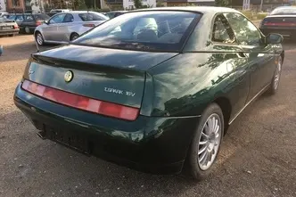Alfa Romeo GTV, 2.0, 110 kW, bensiin, manuaal, esivedu