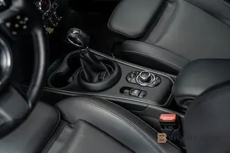 MINI Countryman, 1.5, 162 kW, гибрид, автомат, полный привод