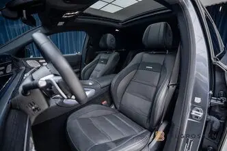 Mercedes-Benz AMG, 3.0, 320 kW, bensiin, automaat, nelikvedu