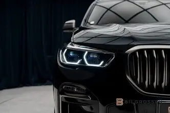 BMW X5, 4.4, 390 kW, petrol, automatic, four-wheel drive