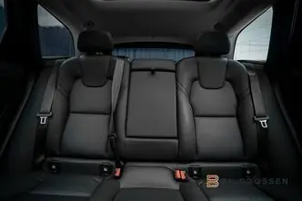Volvo XC60, 2.0, 257 kW, гибрид, автомат, полный привод