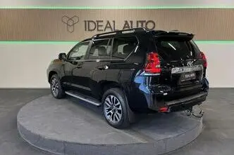 Toyota Land Cruiser, 2.8, 150 kW, дизель, автомат, полный привод