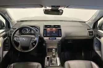 Toyota Land Cruiser, 2.8, 150 kW, дизель, автомат, полный привод