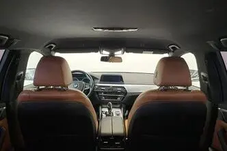 BMW 520, 2.0, 140 kW, diesel, automatic, rear-wheel drive