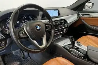 BMW 520, 2.0, 140 kW, diesel, automatic, rear-wheel drive