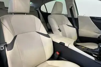 Lexus ES 300, 2.5, 131 kW, hübriid, automaat, esivedu
