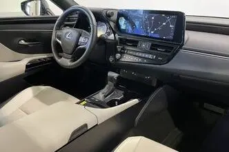 Lexus ES 300, 2.5, 131 kW, hübriid, automaat, esivedu