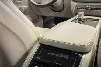 Volvo XC90, 2.0, 173 kW, hybrid, automatic, four-wheel drive