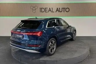 Audi e-tron, 158 kW, электричество, автомат, полный привод