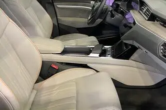 Audi e-tron, 158 kW, электричество, автомат, полный привод