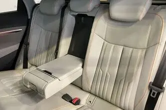 Audi e-tron, 158 kW, электричество, автомат, полный привод