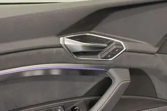 Audi e-tron, 158 kW, elekter, automaat, nelikvedu