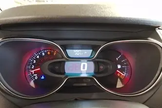 Renault Captur, 0.9, 66 kW, бензин, механическая, передний привод