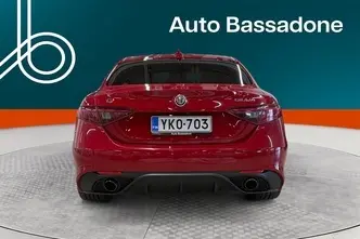 Alfa Romeo Giulia, 2.0, 206 kW, bensiin, automaat, nelikvedu