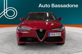 Alfa Romeo Giulia, 2.0, 206 kW, bensiin, automaat, nelikvedu