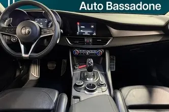 Alfa Romeo Giulia, 2.0, 206 kW, bensiin, automaat, nelikvedu