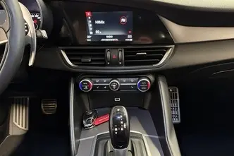 Alfa Romeo Giulia, 2.0, 206 kW, bensiin, automaat, nelikvedu