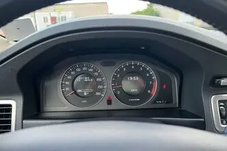 Volvo V70, 2.5, 147 kW, bensiin, manuaal, esivedu