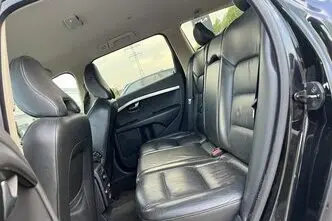 Volvo V70, 2.5, 147 kW, bensiin, manuaal, esivedu