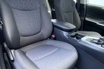 Toyota RAV4, 2.5, 131 kW, гибрид, автомат, передний привод