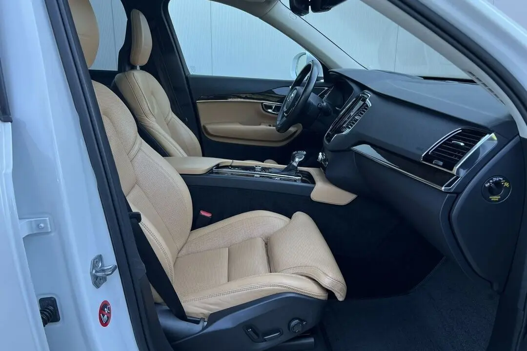 Volvo XC90, 2.0, 165 kW, diesel, automatic, four-wheel drive