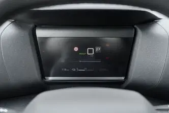 Citroën C4, 100 kW, elekter, automaat