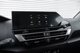 Citroën C4, 100 kW, elekter, automaat