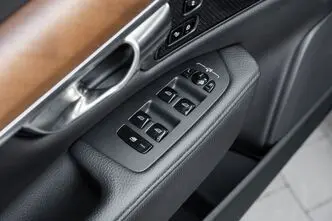 Volvo S90, 2.0, 173 kW, diesel, automatic, four-wheel drive