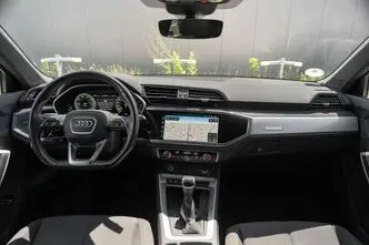 Audi Q3, 1.4, 110 kW, pistikhübriid, automaat, esivedu