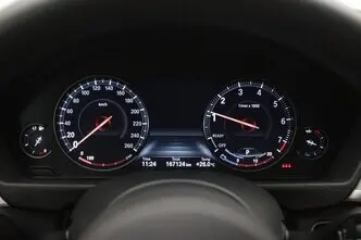 BMW 318, 1.5, 100 kW, bensiin, automaat, tagavedu