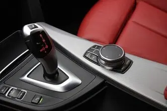 BMW 318, 1.5, 100 kW, bensiin, automaat, tagavedu