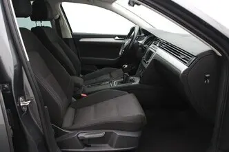 Volkswagen Passat, 1.6, 88 kW, diisel, manuaal, esivedu