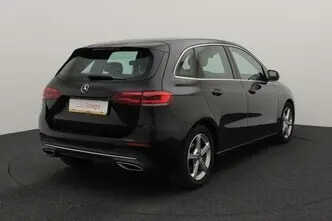 Mercedes-Benz B 180, 1.3, 100 kW, bensiin, automaat, esivedu