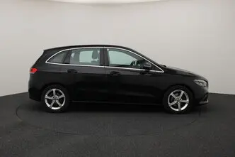 Mercedes-Benz B 180, 1.3, 100 kW, bensiin, automaat, esivedu