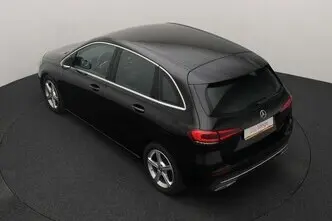 Mercedes-Benz B 180, 1.3, 100 kW, bensiin, automaat, esivedu