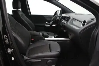 Mercedes-Benz B 180, 1.3, 100 kW, bensiin, automaat, esivedu