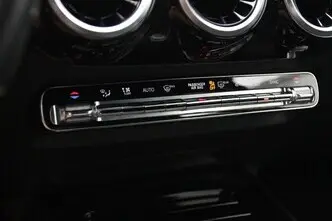 Mercedes-Benz B 180, 1.3, 100 kW, bensiin, automaat, esivedu