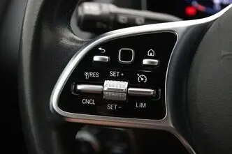 Mercedes-Benz B 180, 1.3, 100 kW, bensiin, automaat, esivedu
