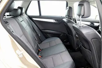 Mercedes-Benz C 220, 2.1, 169 kW, diesel, automatic, rear-wheel drive
